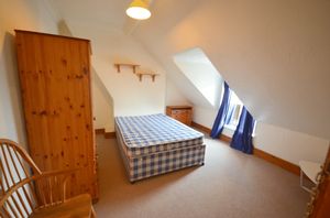 Bedroom- click for photo gallery